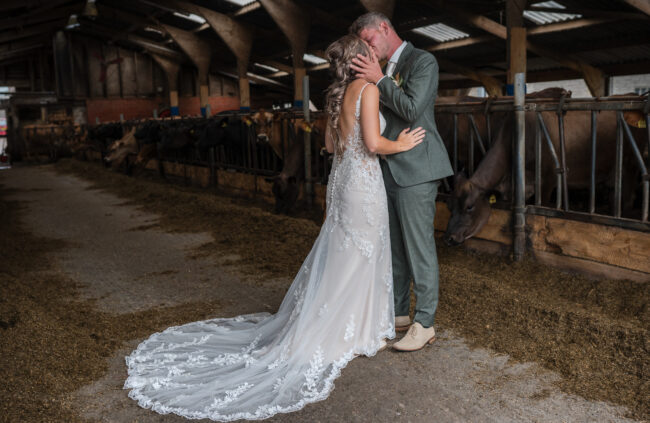 Landelijke boerderij bruiloft in Culemborg-Emma Susan Fotografie