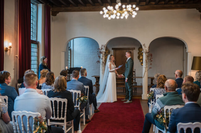 Een herfst bruiloft in Kasteel Dussen! -Emma Susan Fotografie