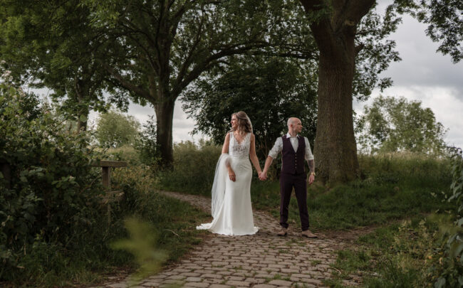 Een liefdevolle bruiloft in de mooie stad Gorinchem! -Emma Susan Fotografie