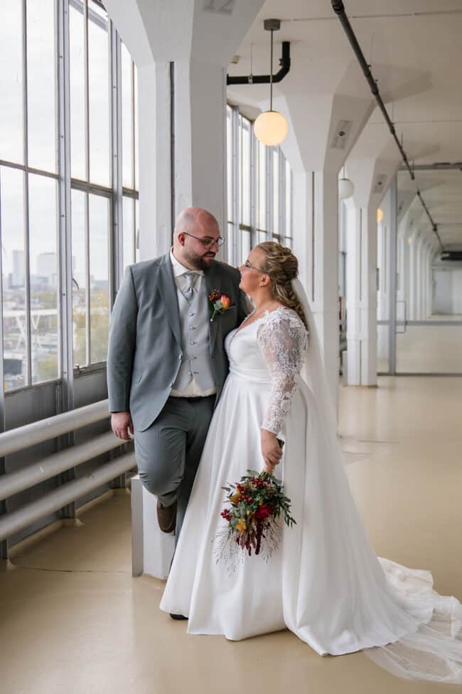 Bruiloft bij de Oude van Nelle Fabriek-Emma Susan Fotografie