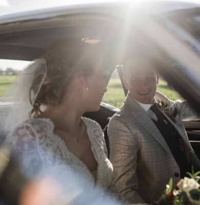 Een zonnige bruiloft op eigen boeren erf in Oud-Alblas! -Emma Susan Fotografie
