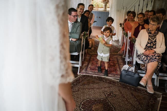 Een liefdevolle bruiloft bij Herberg de Lingehoeve Oosterwijk -Emma Susan Fotografie