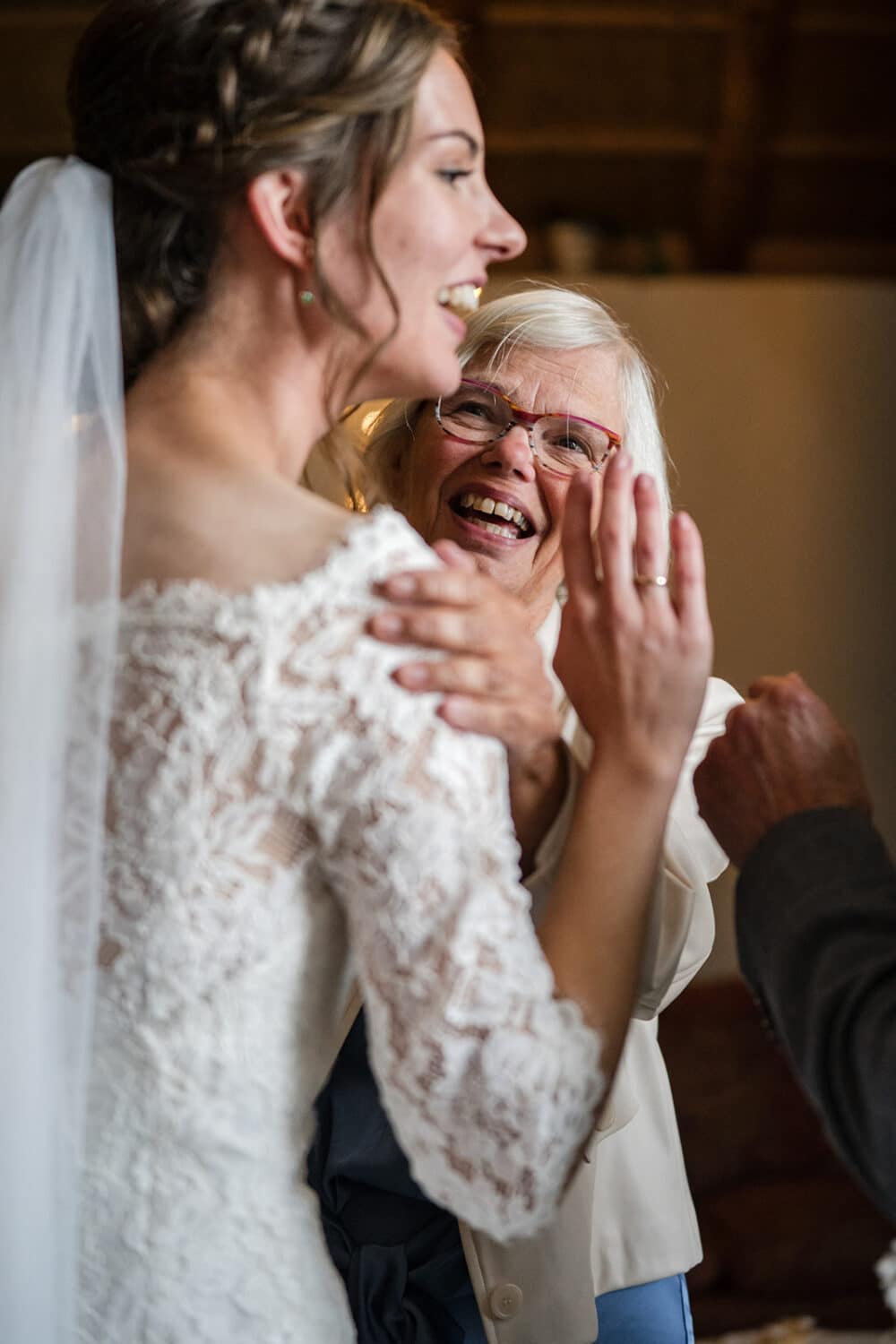 Een liefdevolle bruiloft bij Herberg de Lingehoeve Oosterwijk