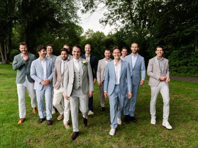 Goede volgorde met groepsfoto’s op een bruiloft